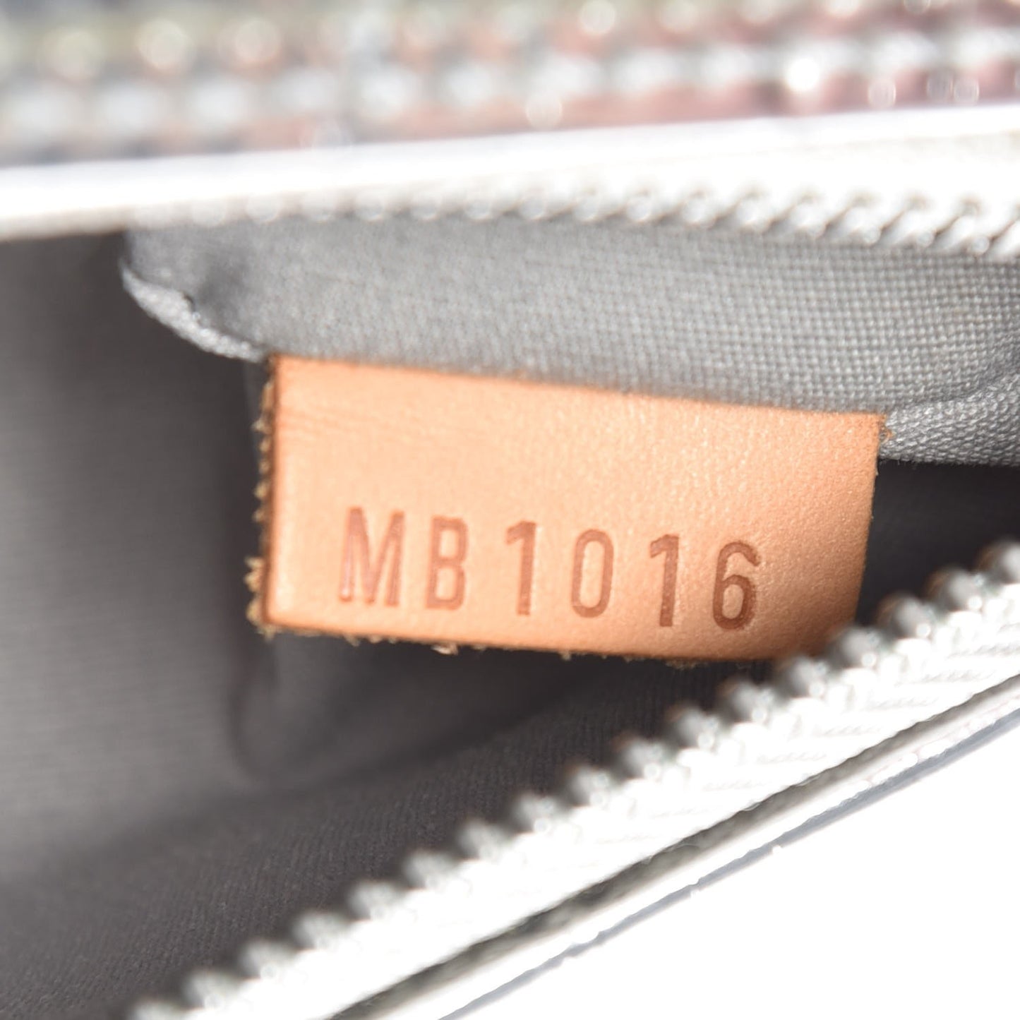 Monogram Miroir Papillon Silver