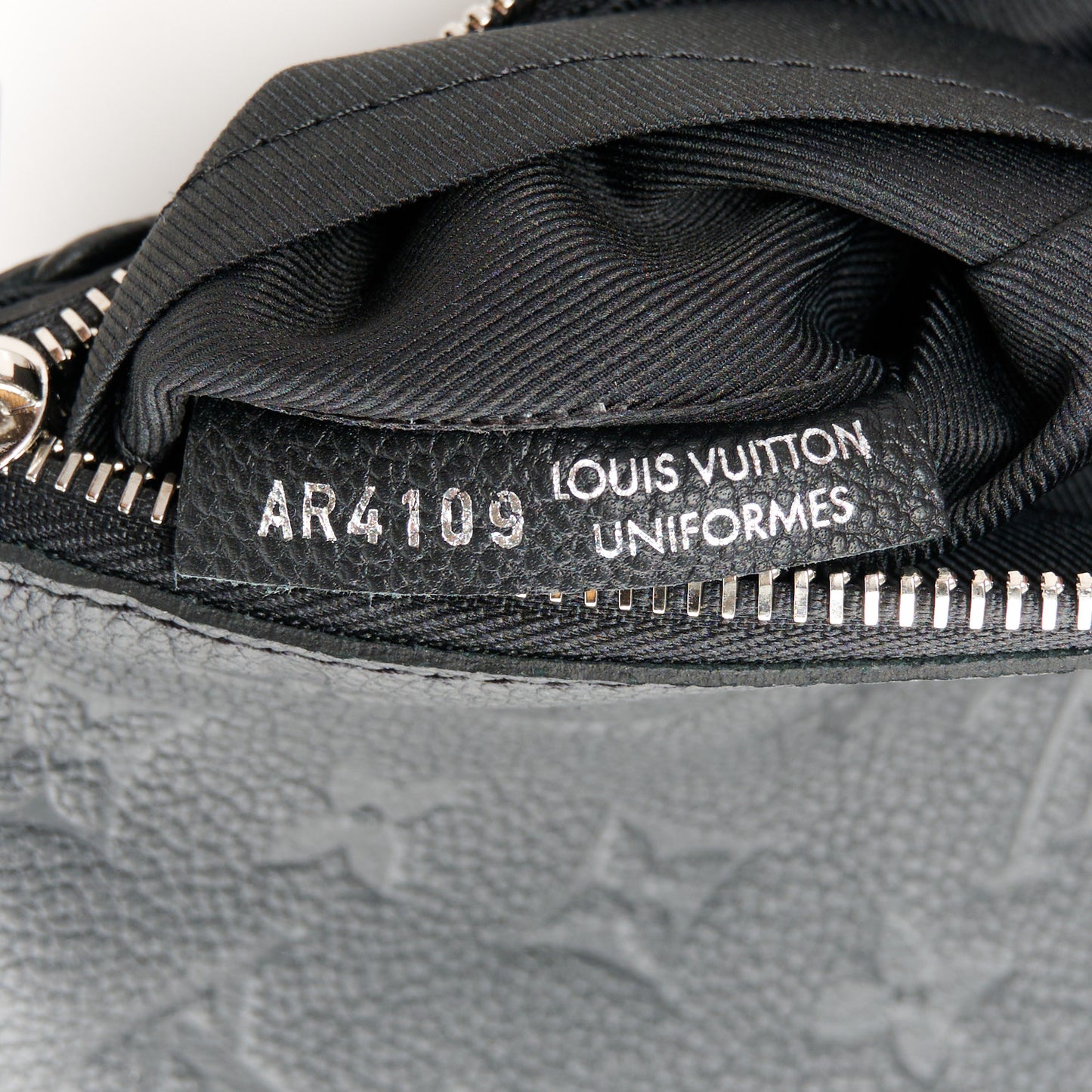 Empreinte Pallas Crossbody Black