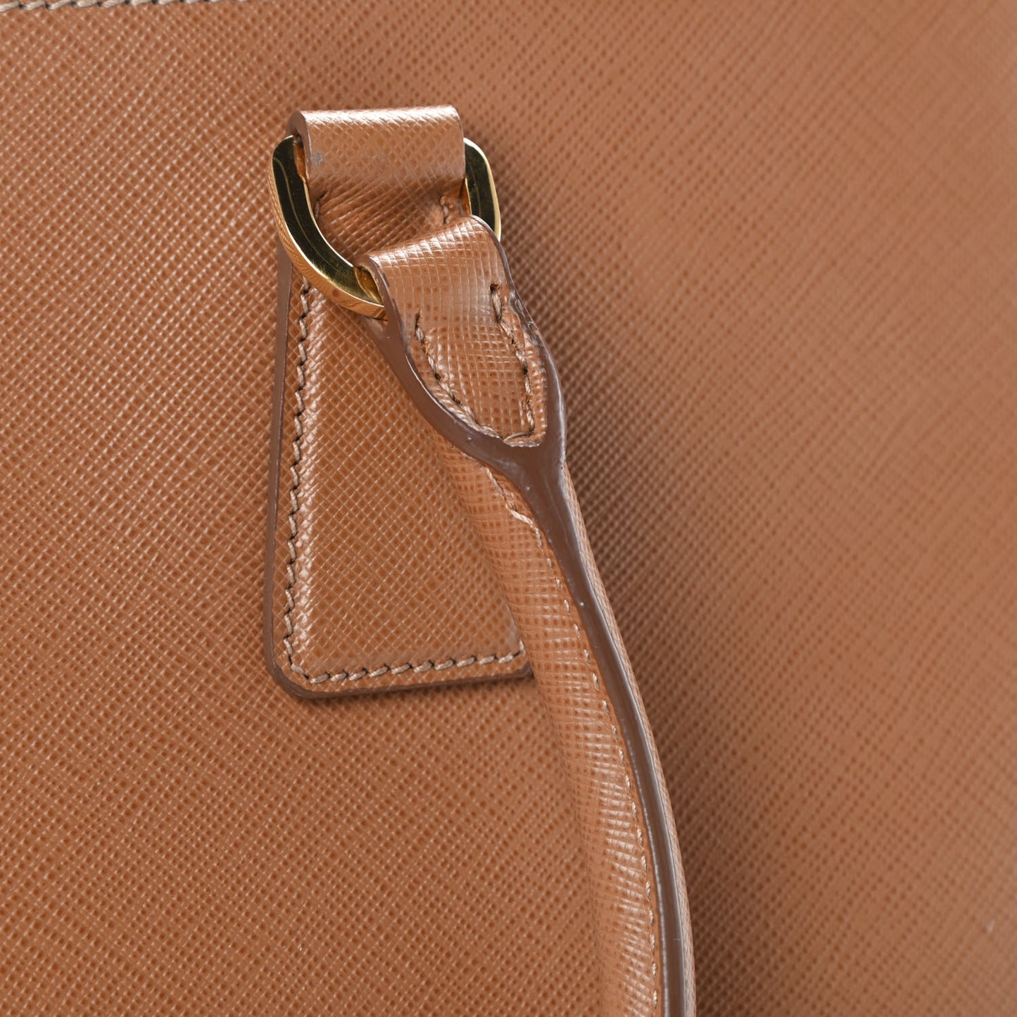 Saffiano Medium Galleria Double Zip Tote Caramel