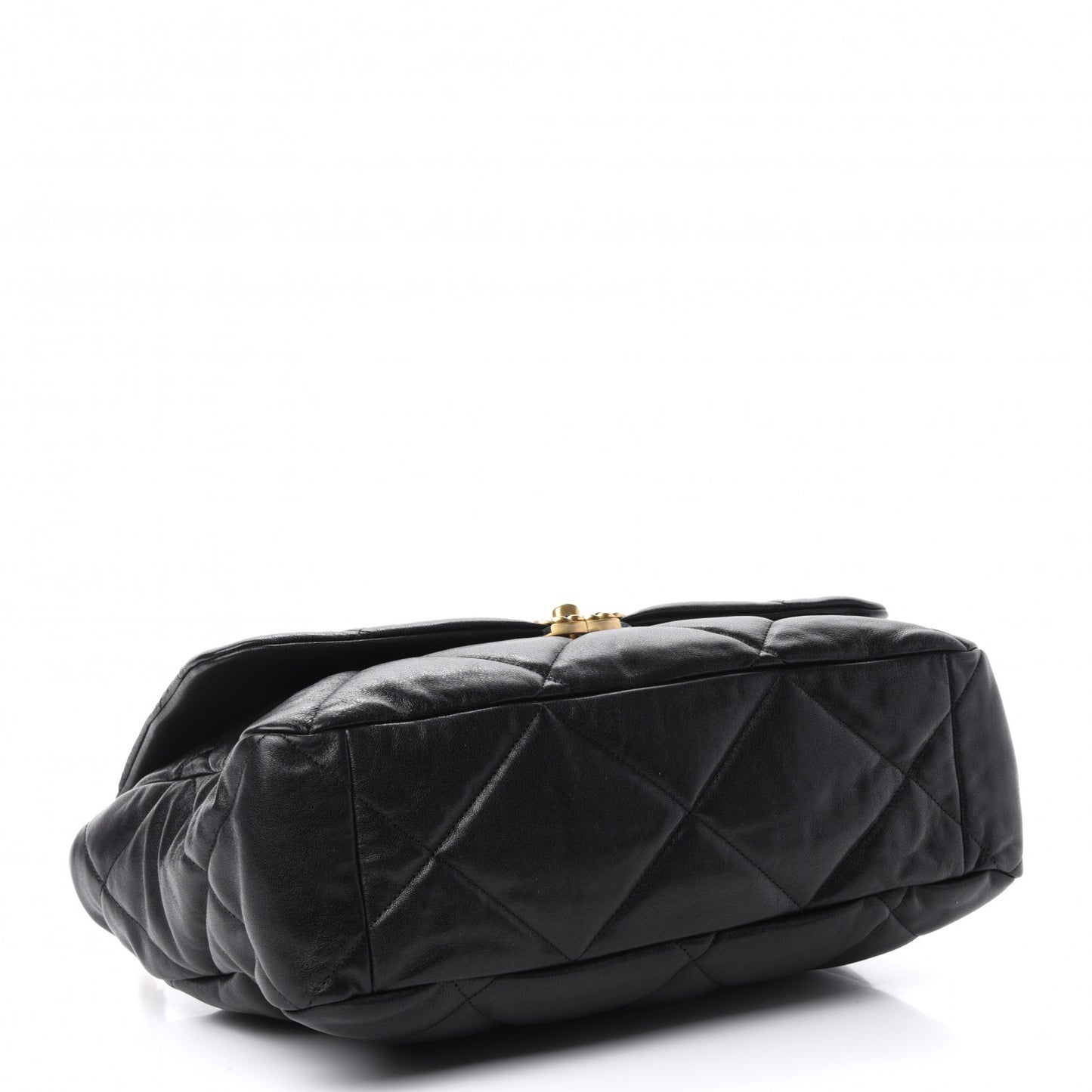 Lambskin Quilted Maxi Chanel 19 Flap Black