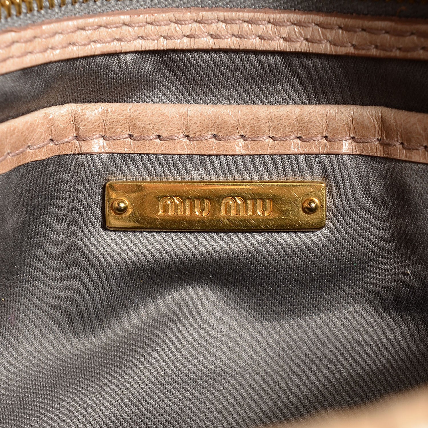 Miu Miu Nappa Matelasse Shoulder Bag Cammeo 6 of 9