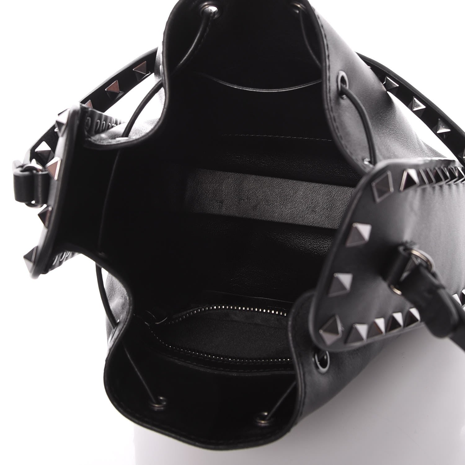 Valentino Garavani Vitello Rockstud Bucket Bag Black 6 of 8