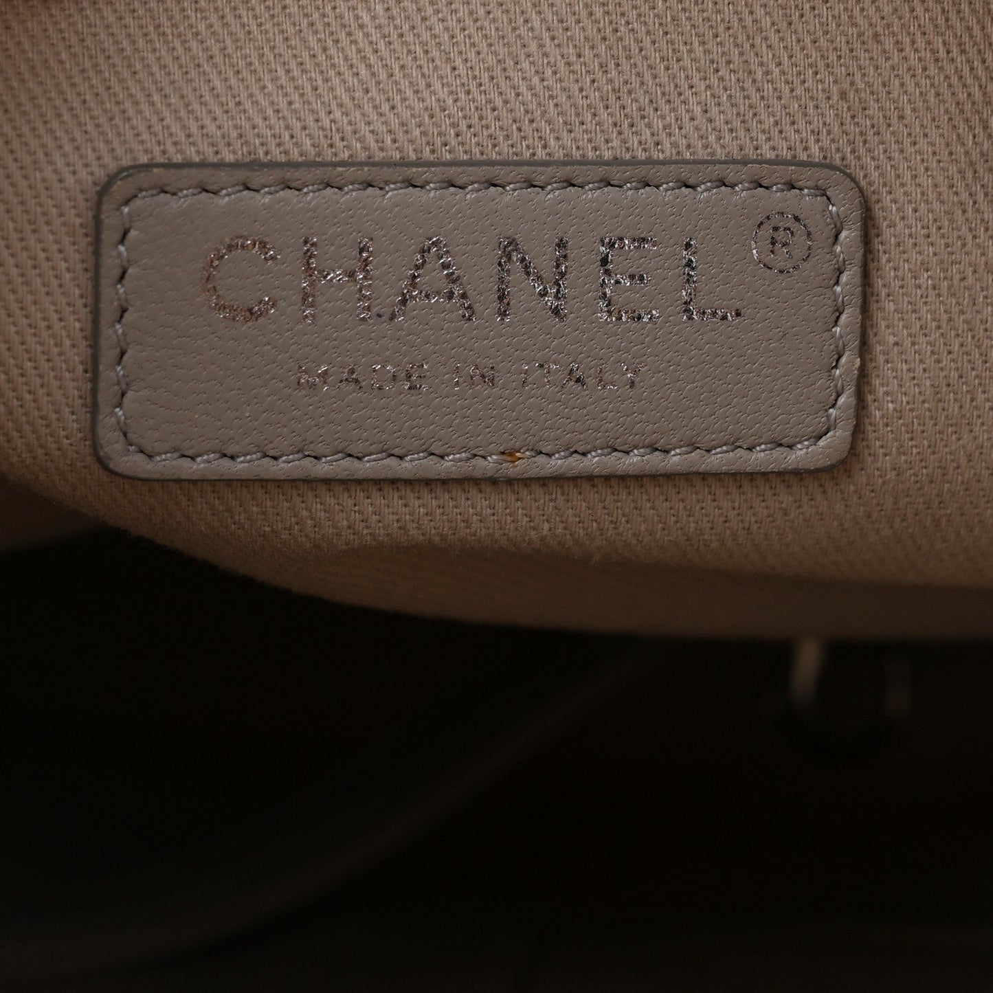 Caviar Quilted Easy Zip Tote Beige Clair
