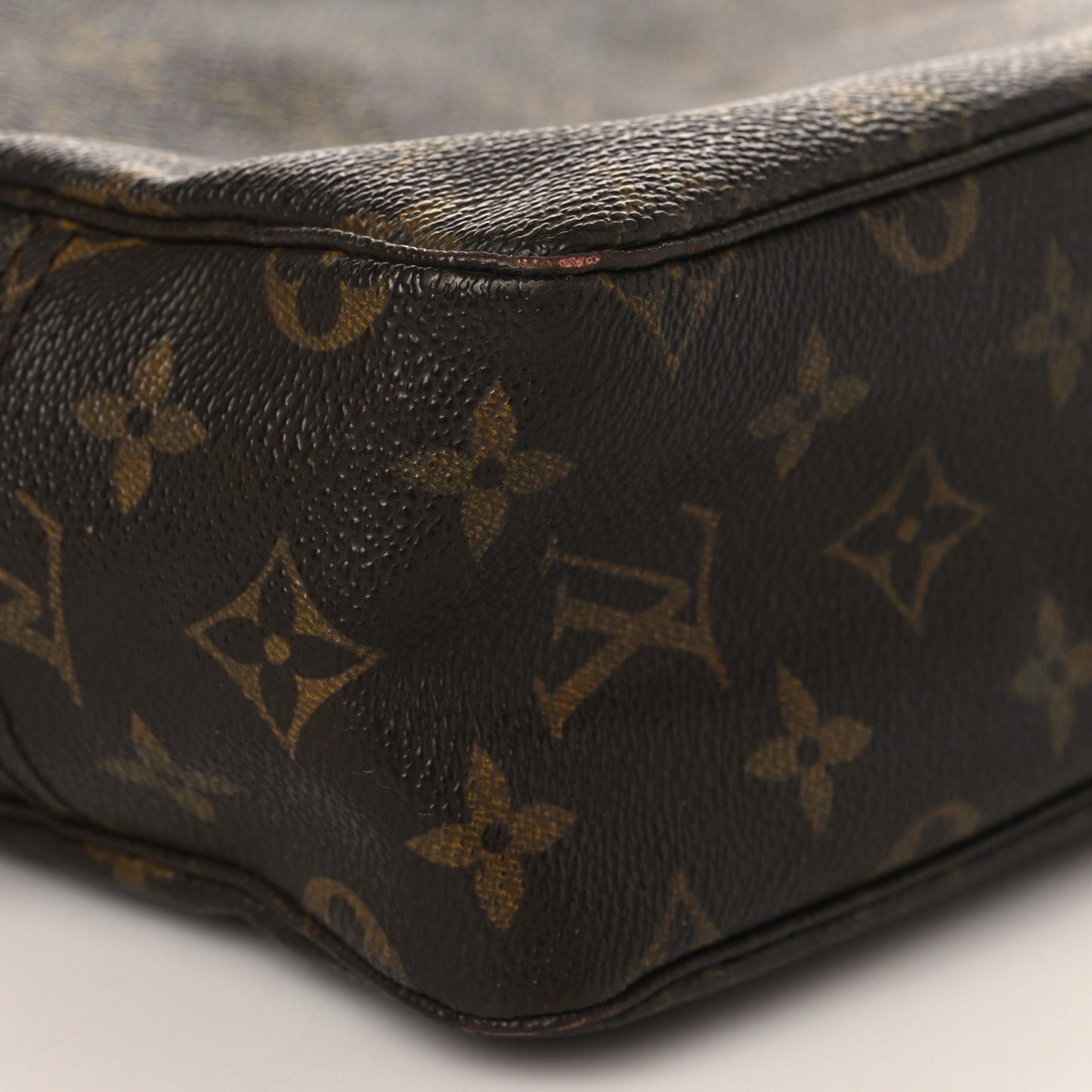 Monogram Trousse Toilette 28