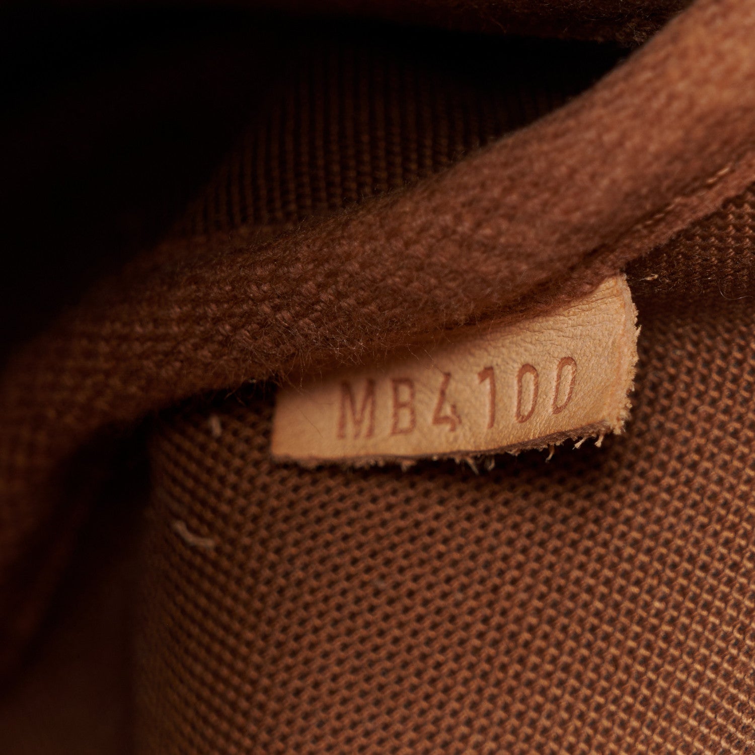 Louis Vuitton Monogram Saumur 30 8 of 12