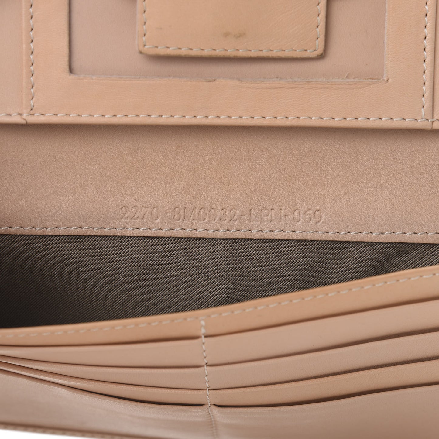 Zucchino Vitello Continental Wallet Cipria Teint Cipria