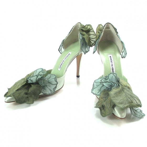 FASHIONPHILE MANOLOBLAHNIKSatinLeafPumps40Green 1 of 9