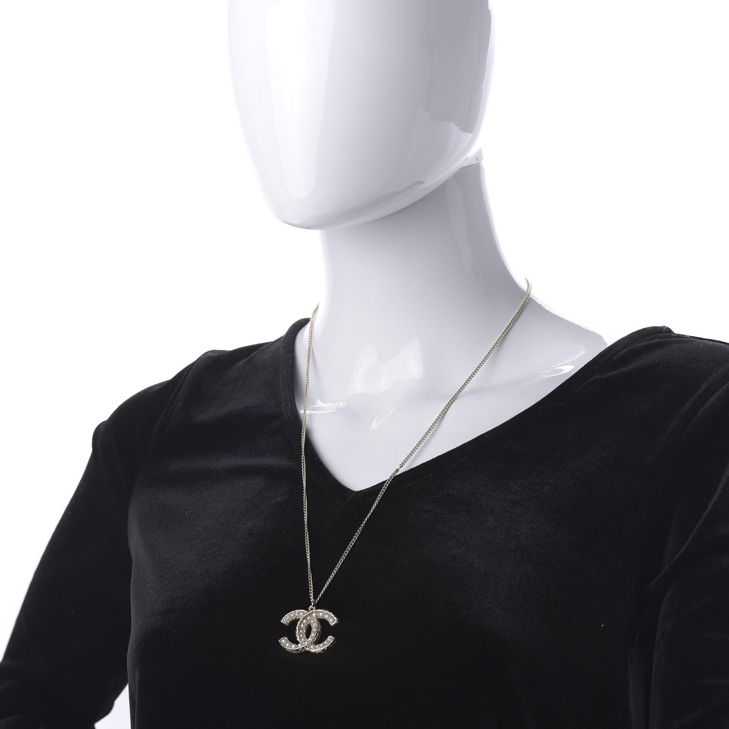 Chanel Pearl CC Pendant Necklace Gold 2 of 7