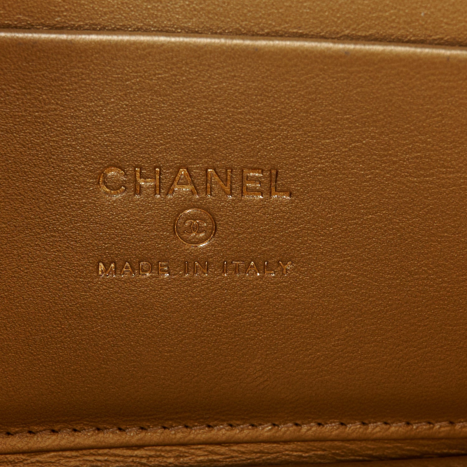 Chanel Lambskin Quilted Pearl Crush Small Vanity Case With Chain Black 6 of 10