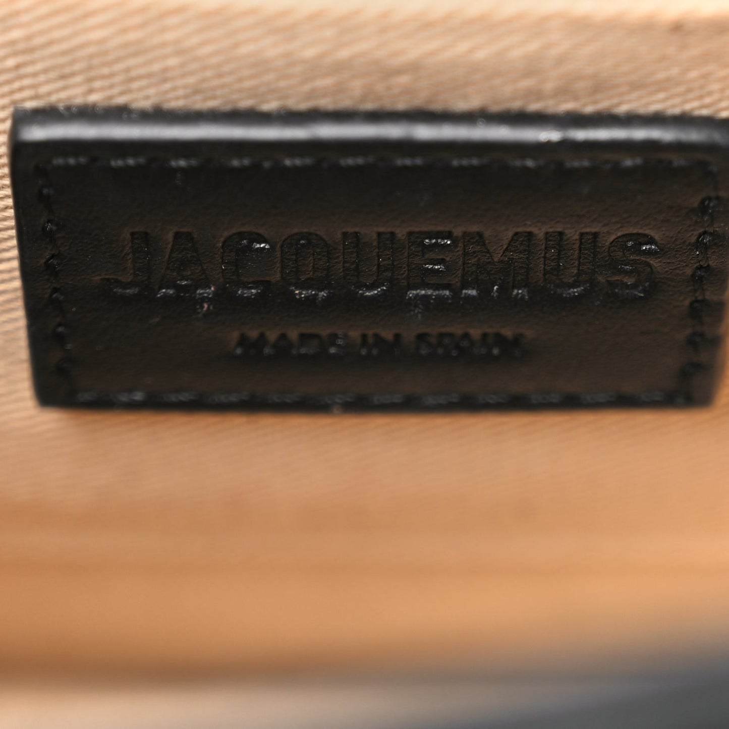 Smooth Calfskin Le Chiquito Noeud Black
