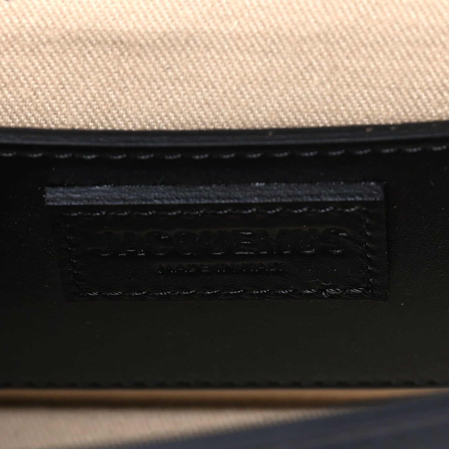Smooth Calfskin Le Bambino Long Black