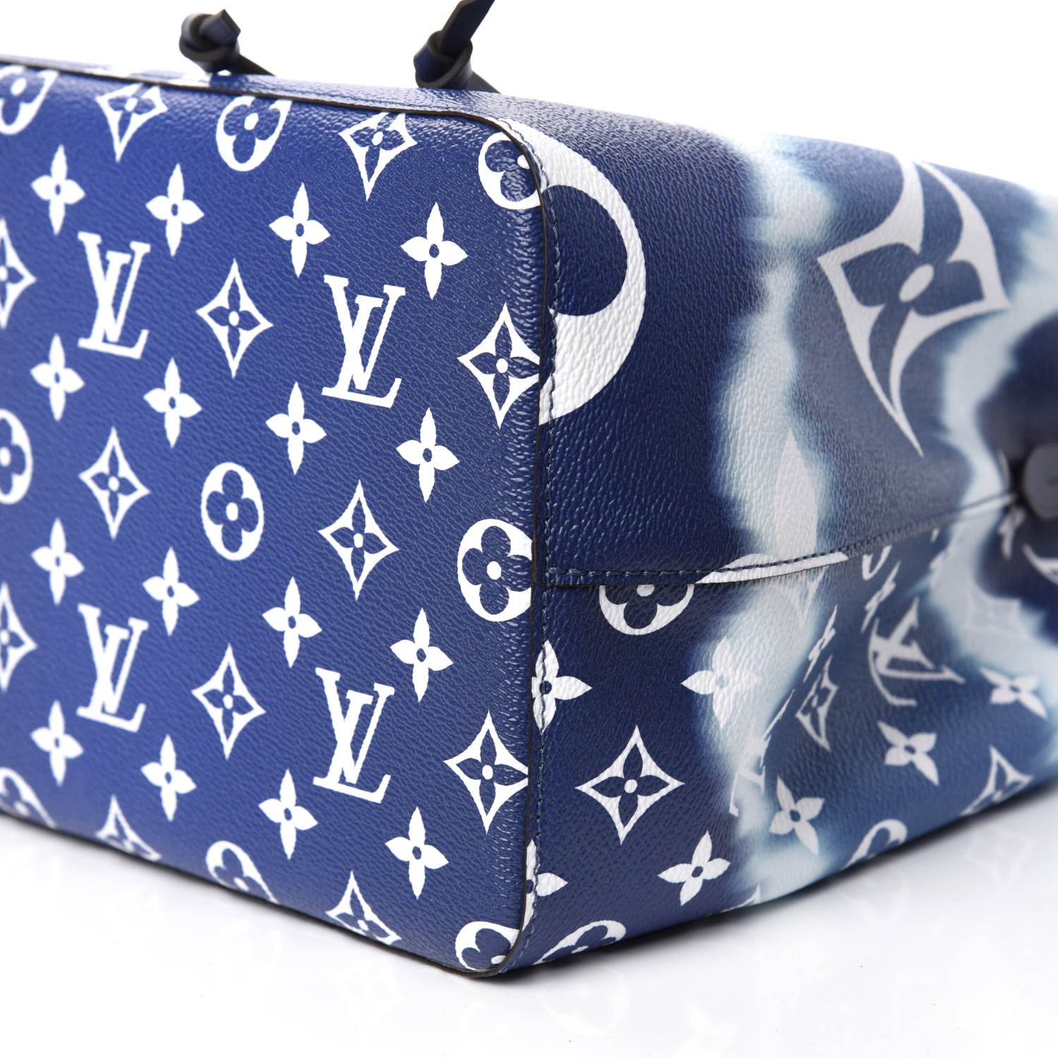 Louis Vuitton Monogram Escale Neonoe MM Blue 7 of 8