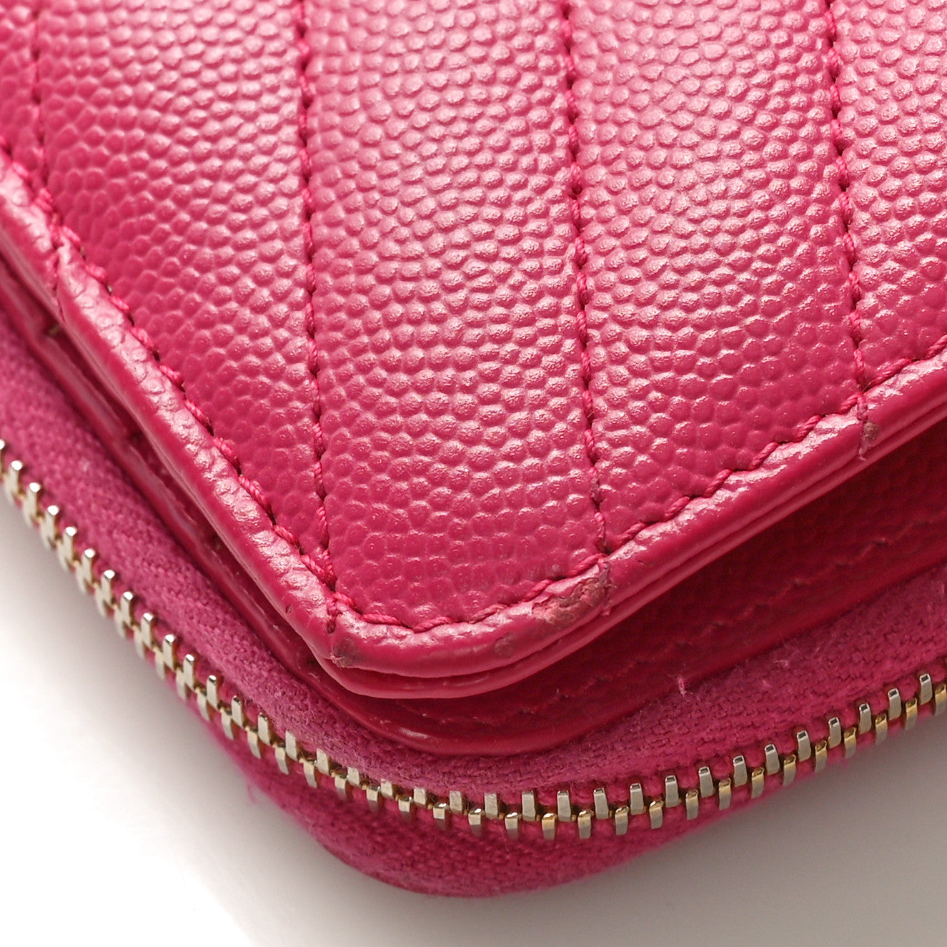 Saint Laurent Grain De Poudre Matelasse Chevron Monogram Compact Zip Around Wallet Fuxia Couture 8 of 10