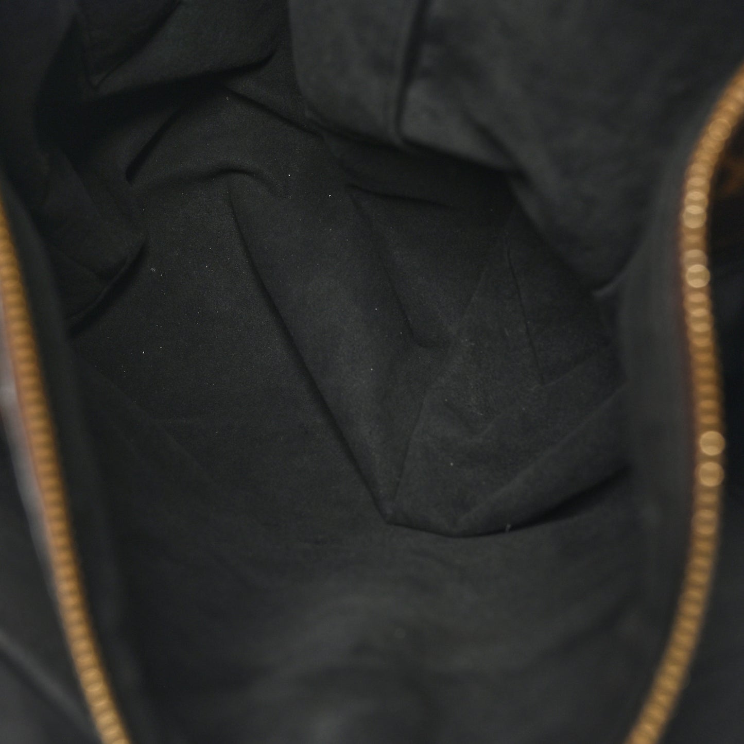 Monogram Flower Zipped Tote MM Black