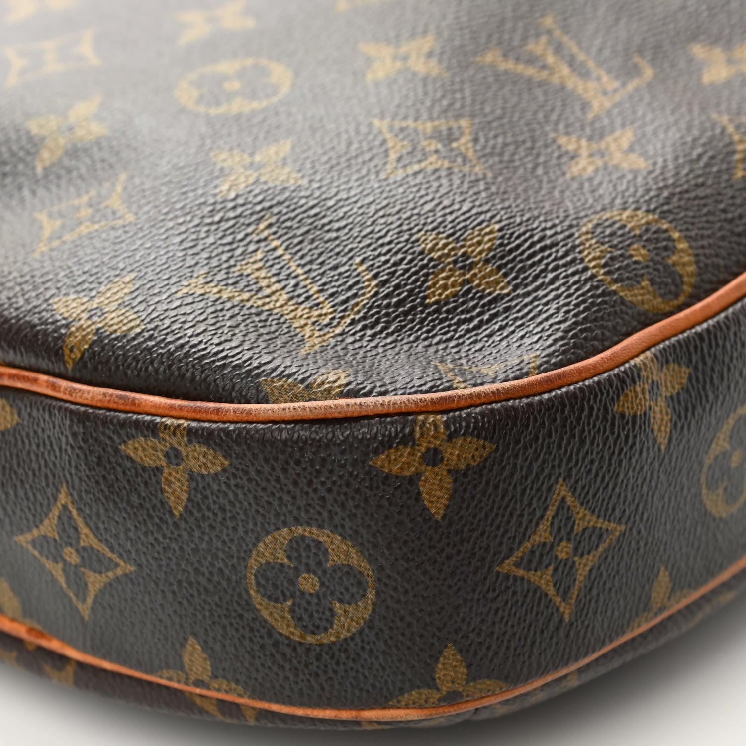 Louis Vuitton Monogram Odeon MM 13 of 17