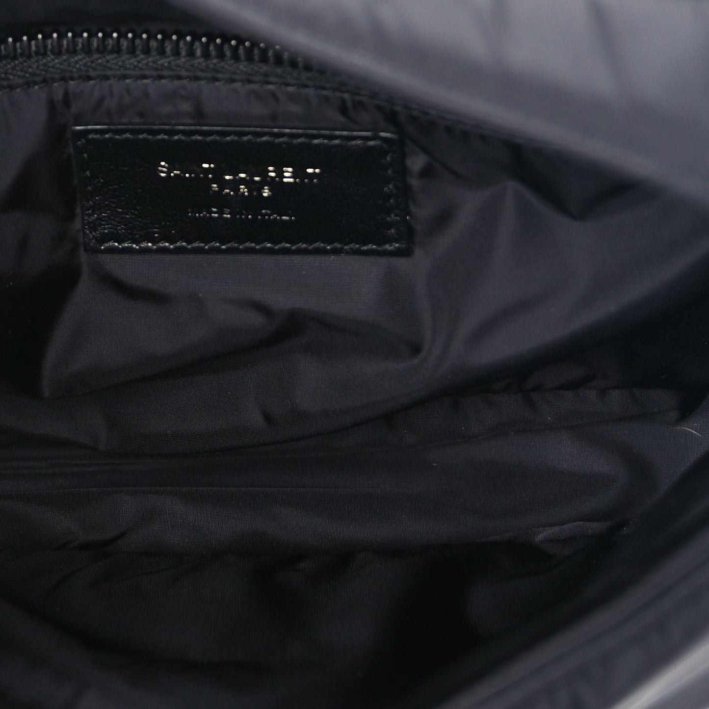 Econyl Nylon Le 5 A 7 Hobo Black