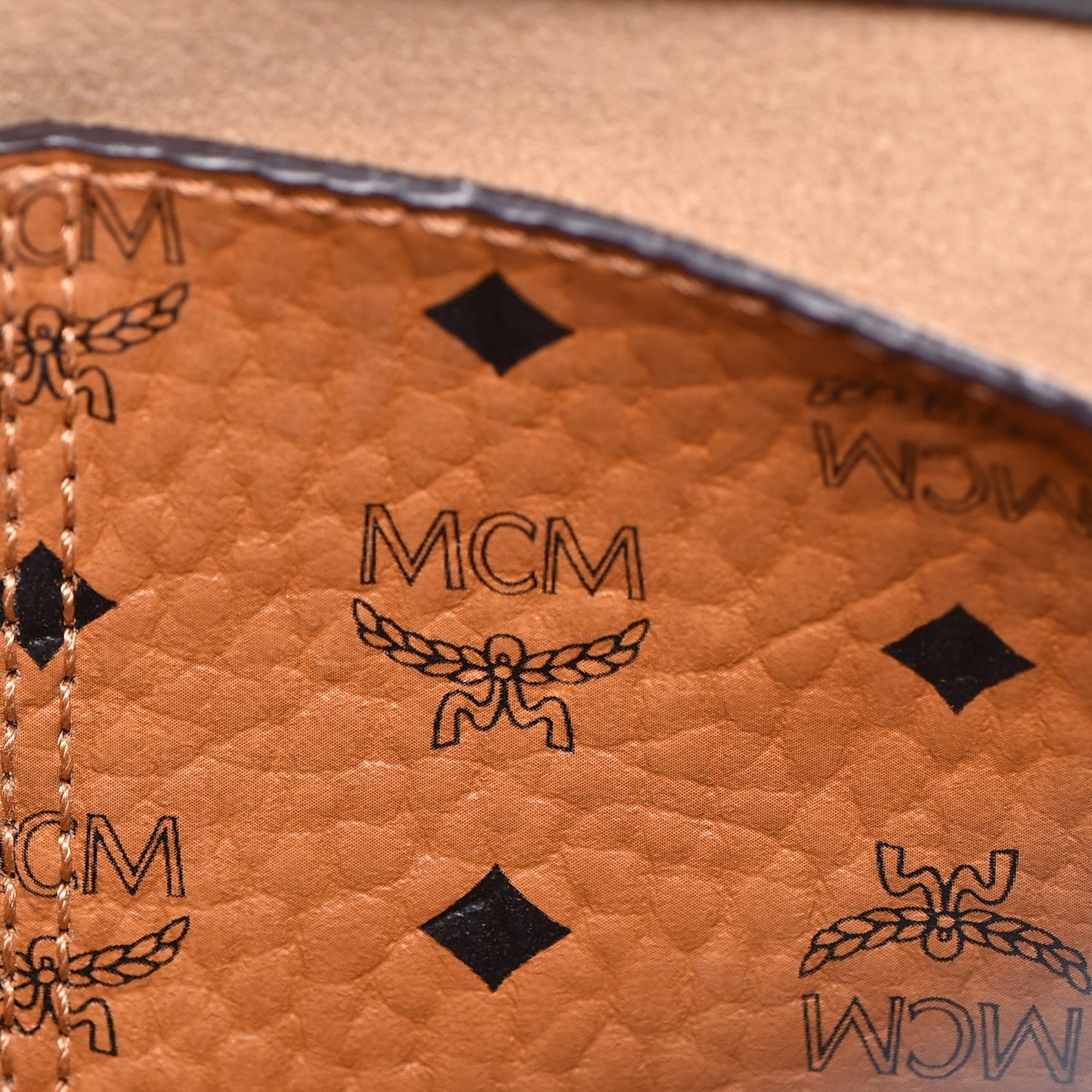 Grained Calfskin Medium Milla Tote Phantom Grey