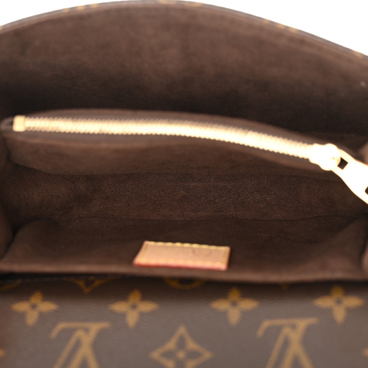 Louis Vuitton Monogram Pochette Metis East West 5 of 12