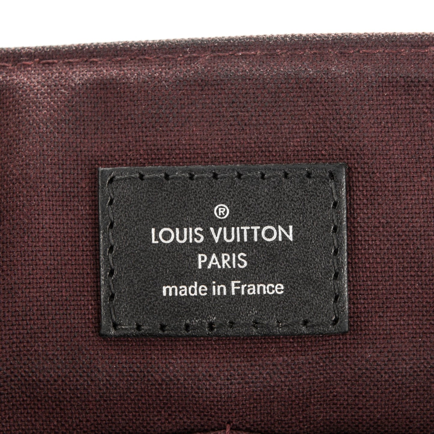 Monogram Macassar District MM