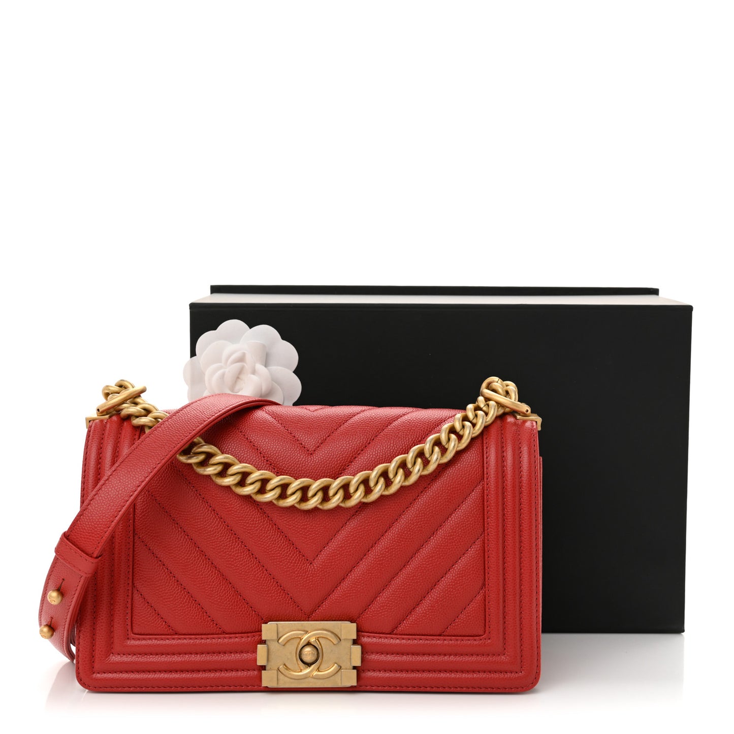 Caviar Chevron Quilted Medium Boy Flap Red