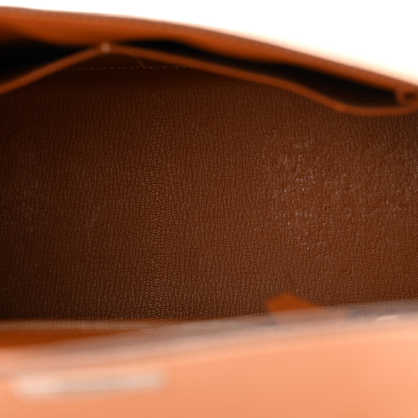 Epsom Kelly Sellier 28 Gold