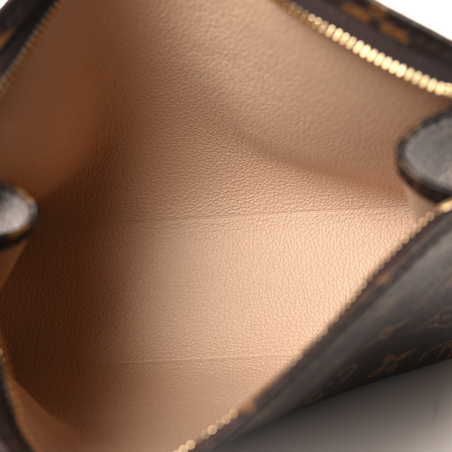 Louis Vuitton Monogram Toiletry Pouch 19 5 of 7