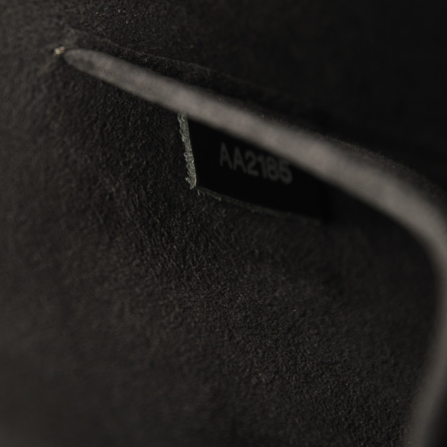 Louis Vuitton Epi Alma PM Anthracite Nacre 7 of 7