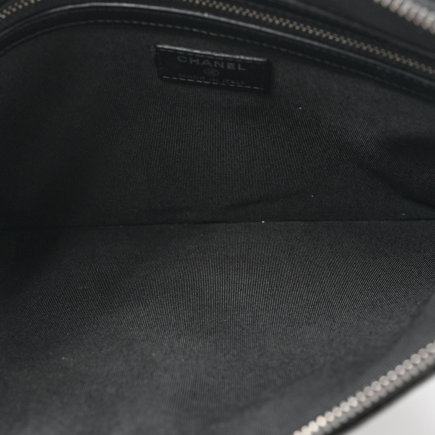 Calfskin Crocodile Embossed Quilted Medium Gabrielle Cosmetic Case Black