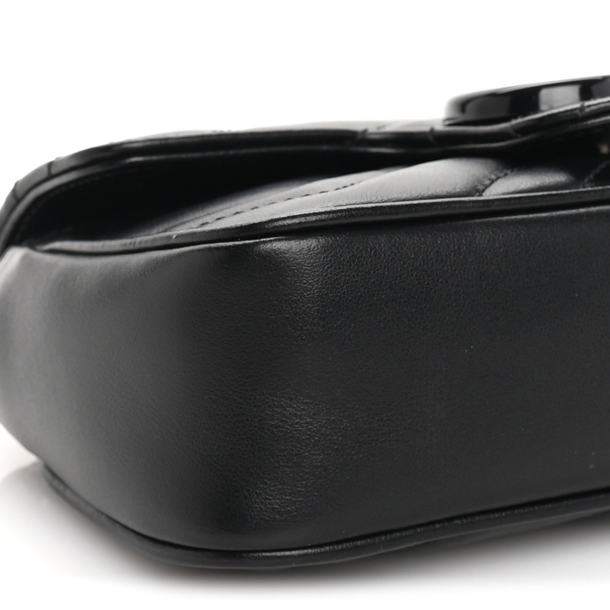 Calfskin Matelasse Monochrome GG Marmont Chain Belt Bag  Black