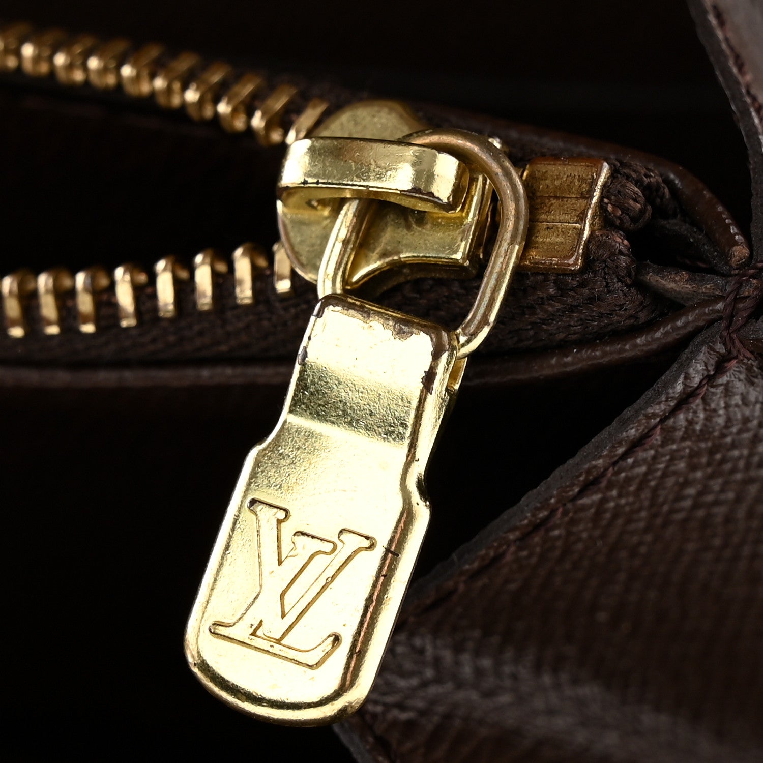 Louis Vuitton Damier Ebene Sarah Wallet 8 of 9