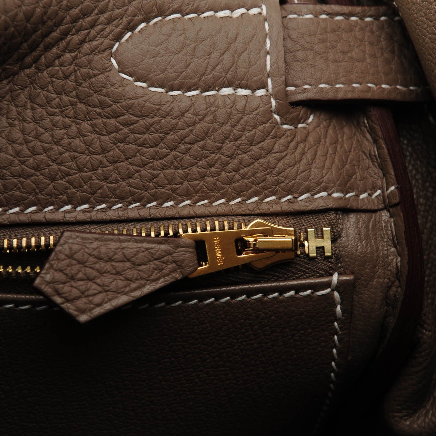 Togo Kelly Retourne 28 Etoupe