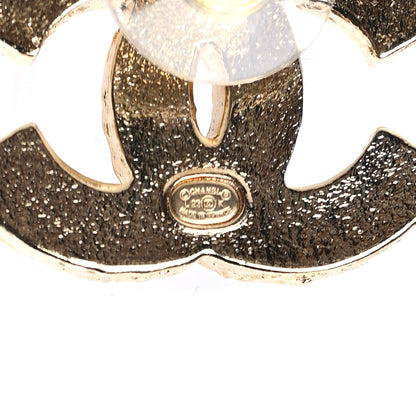 Chanel Metal Enamel CC Earring Pink Gold 4 of 4