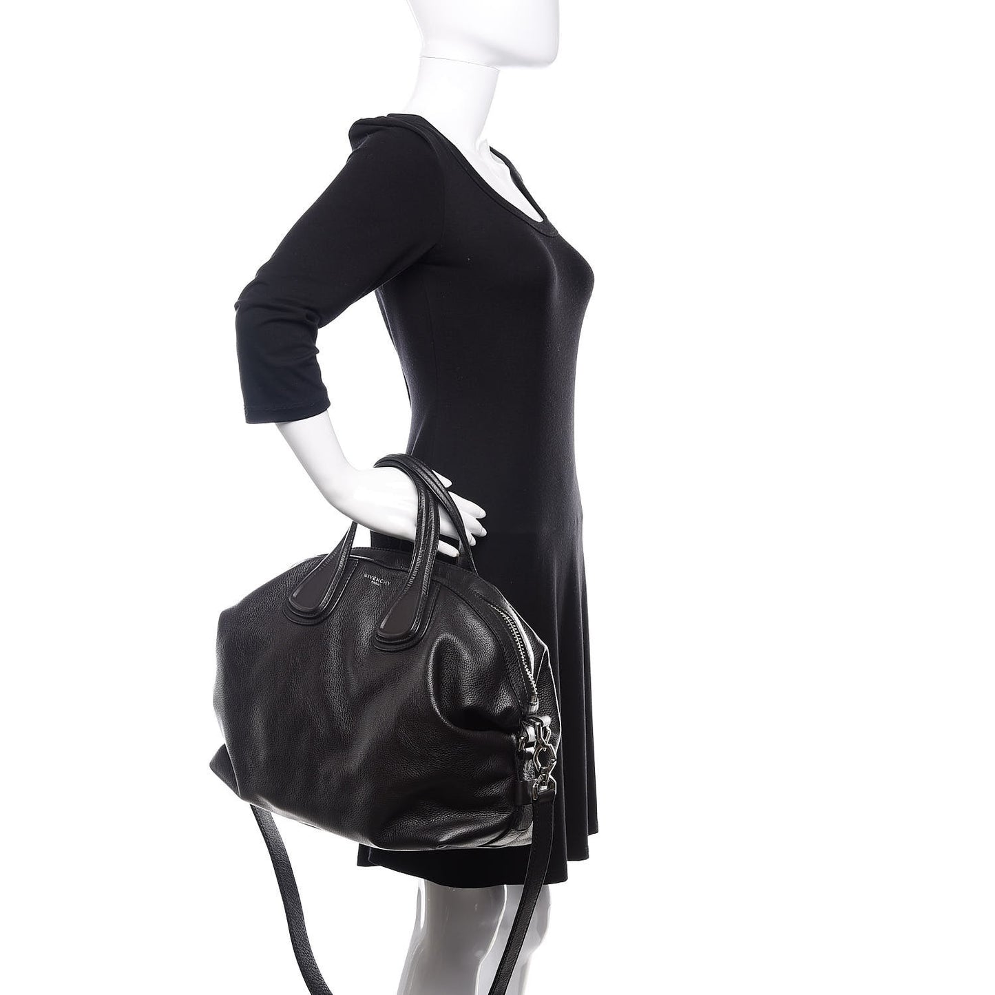 Waxy Grained Calfskin Medium Nightingale Black