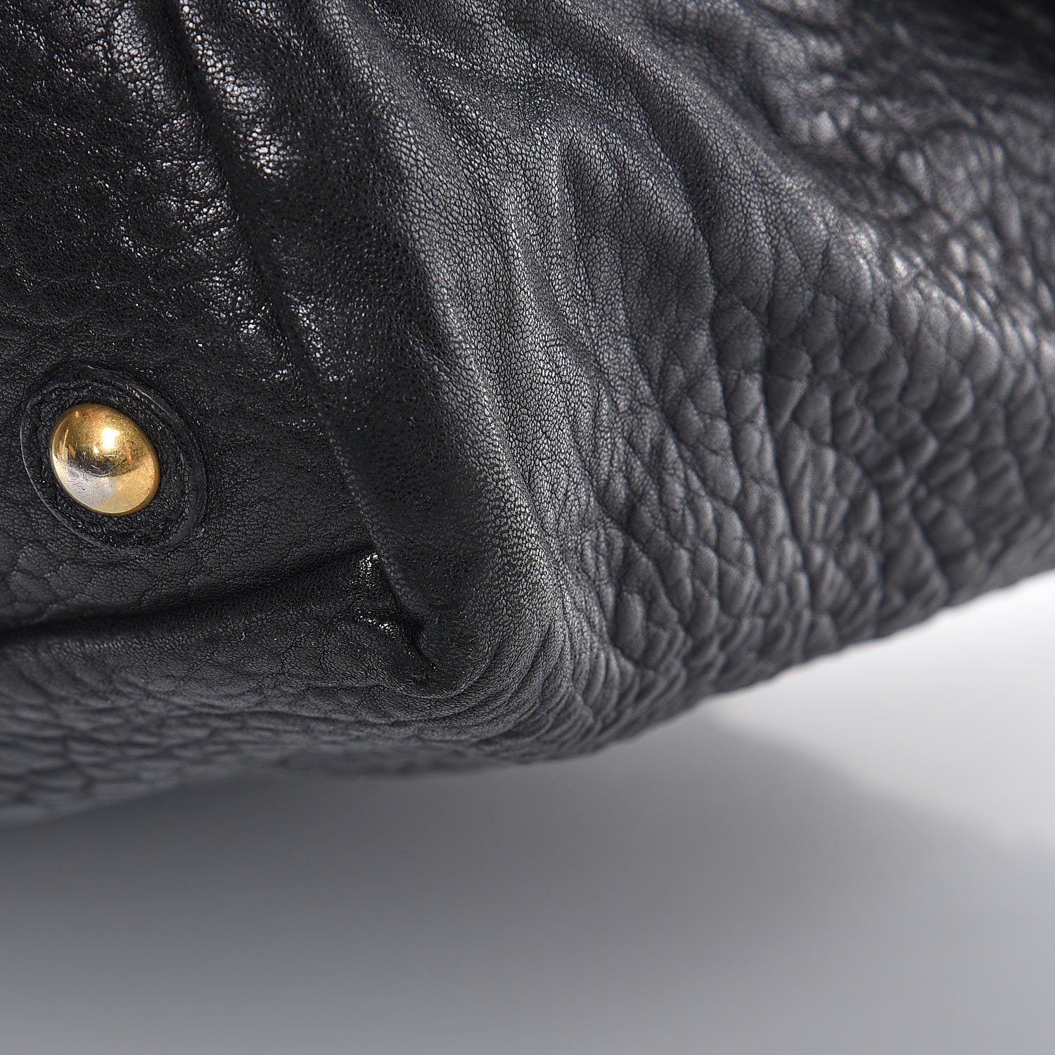 Saint Laurent Pebbled Lambskin Medium Easy Sac Black 21 of 23