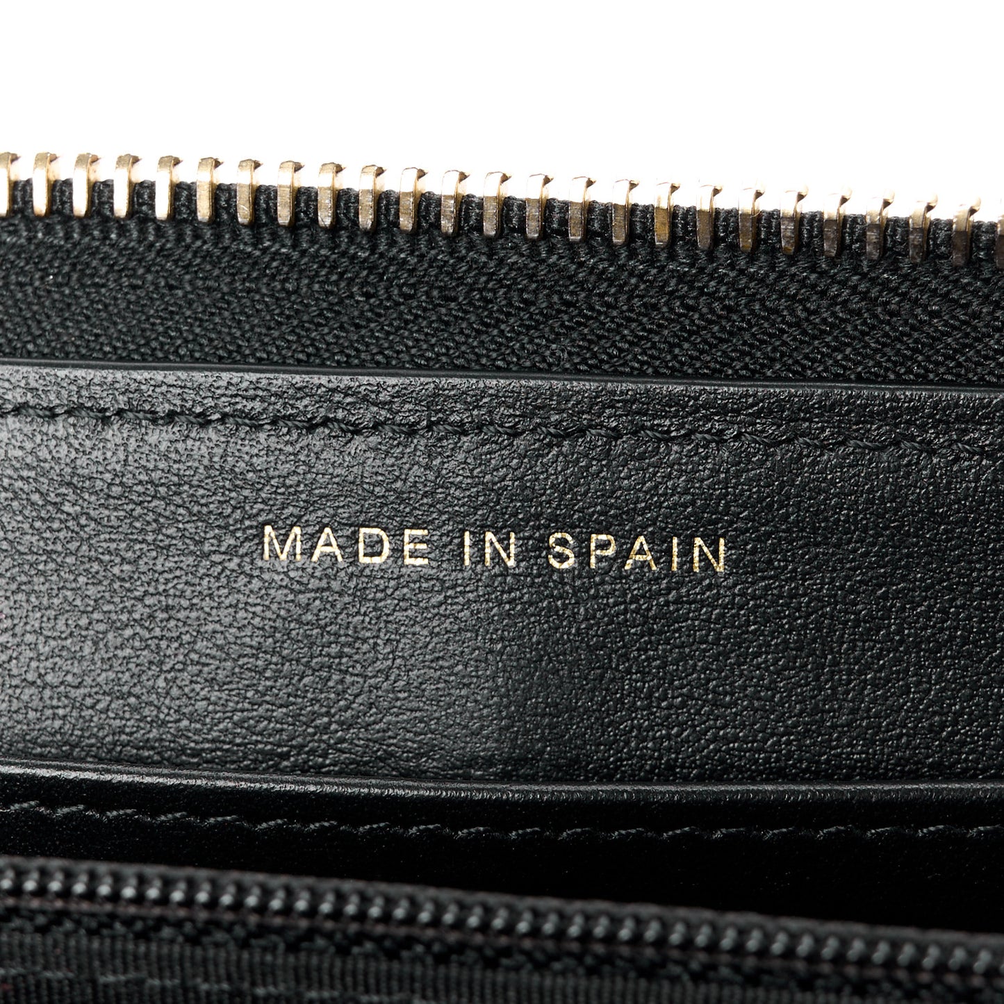 Caviar Quilted Pearl Coco Candy Large Gusset Zip Black