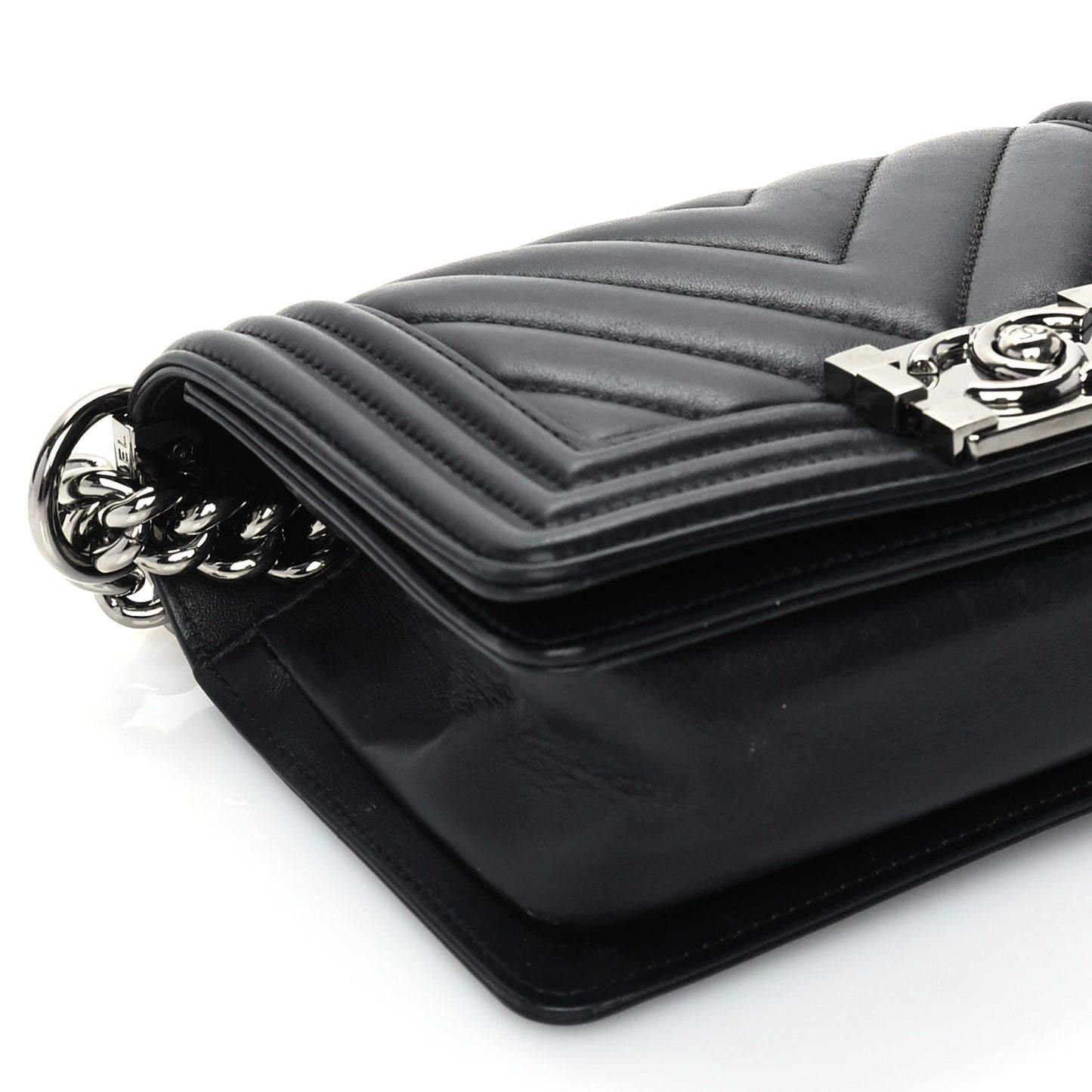 Lambskin Chevron Quilted Small Boy Flap  Black