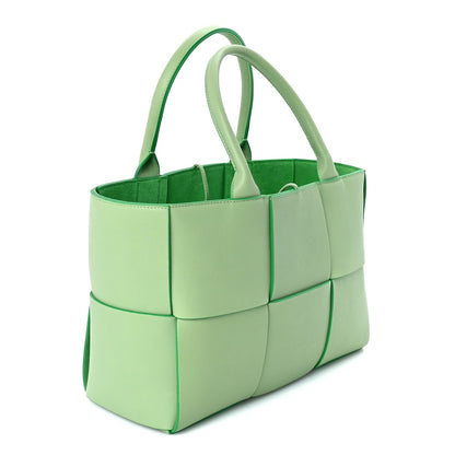 Bottega Veneta Nappa Maxi Intrecciato Medium Arco Tote  Pistachio Parakeet 2 of 8