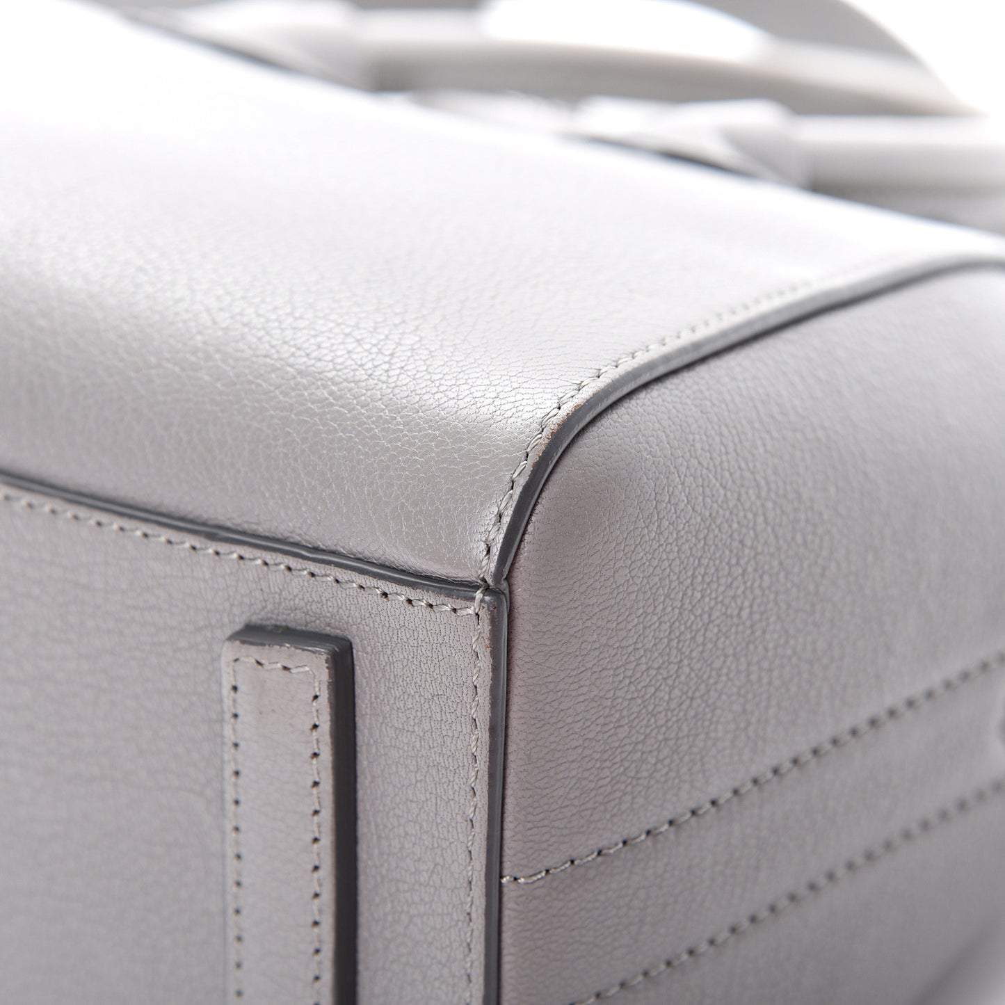 Sugar Goatskin Mini Antigona Pearl Grey
