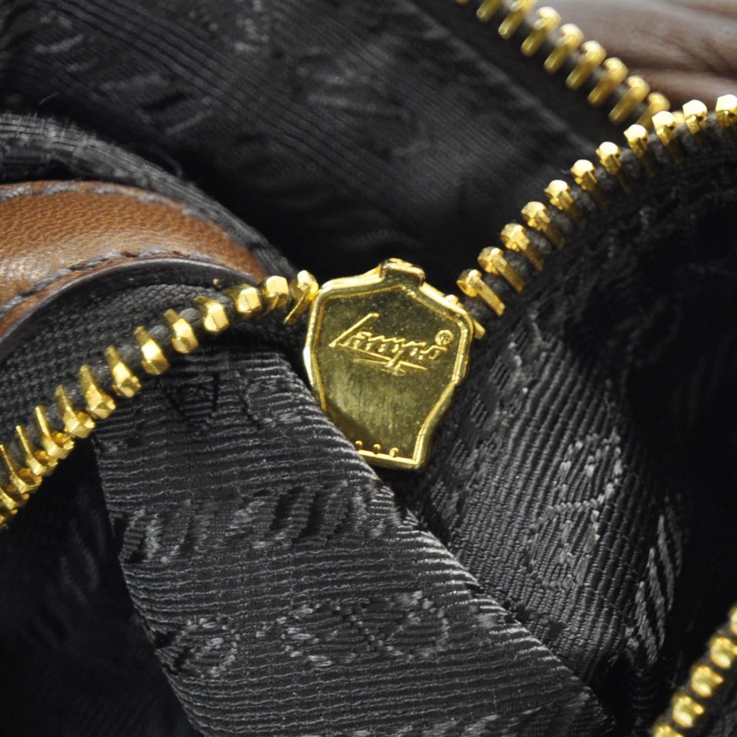 Nappa Antic Chevron Bauletto