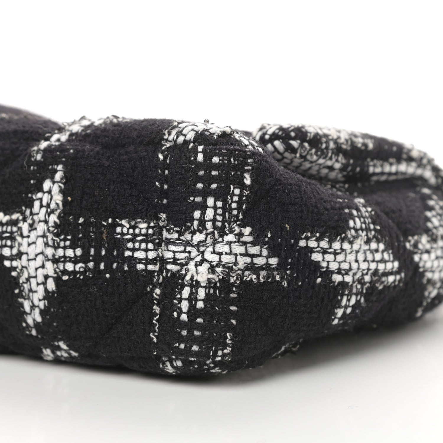Chanel Tweed Quilted Medium Chanel 19 Flap Black White 10 of 11