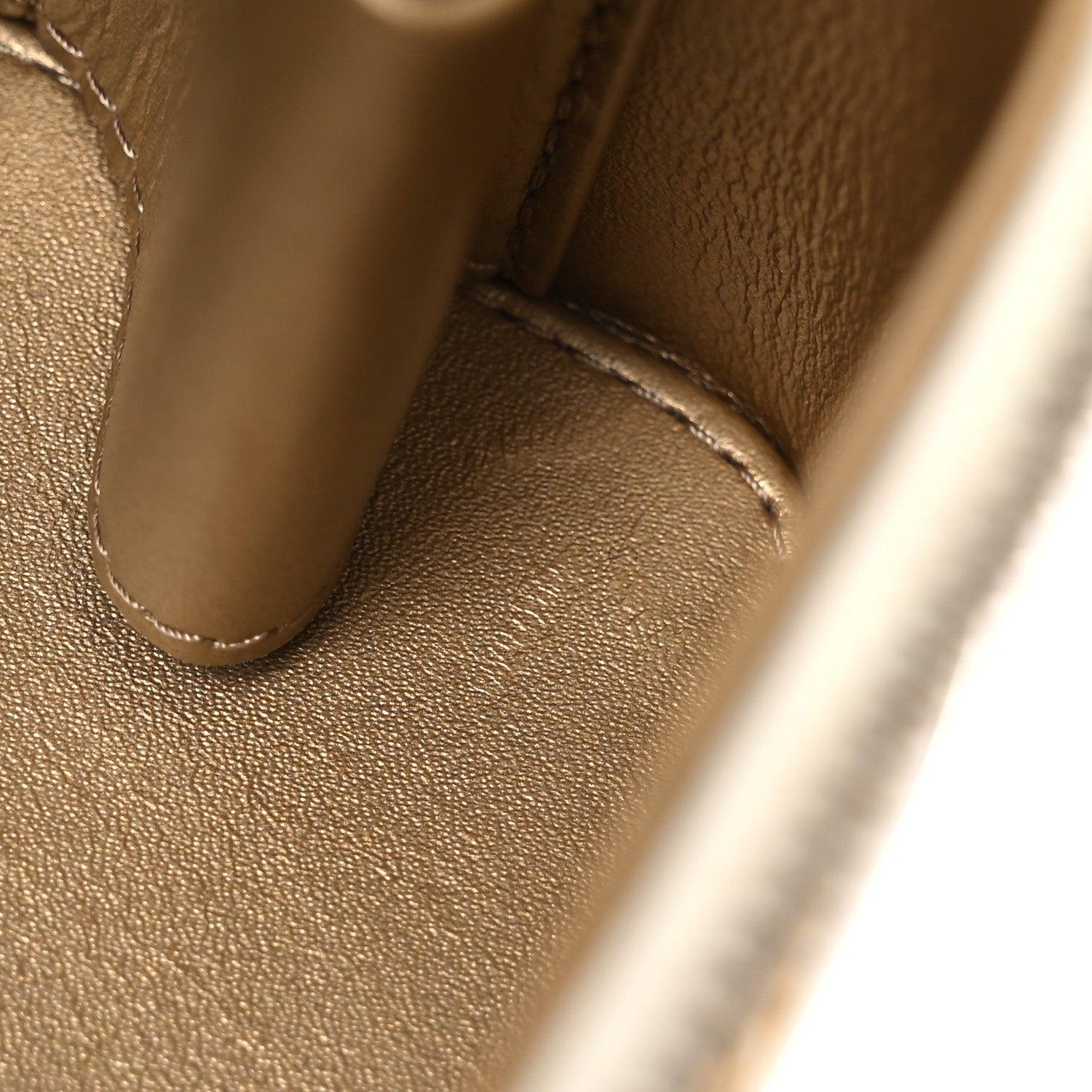 Chanel Lambskin Quilted Pearl Crush Mini Vanity Case With Chain White 12 of 13