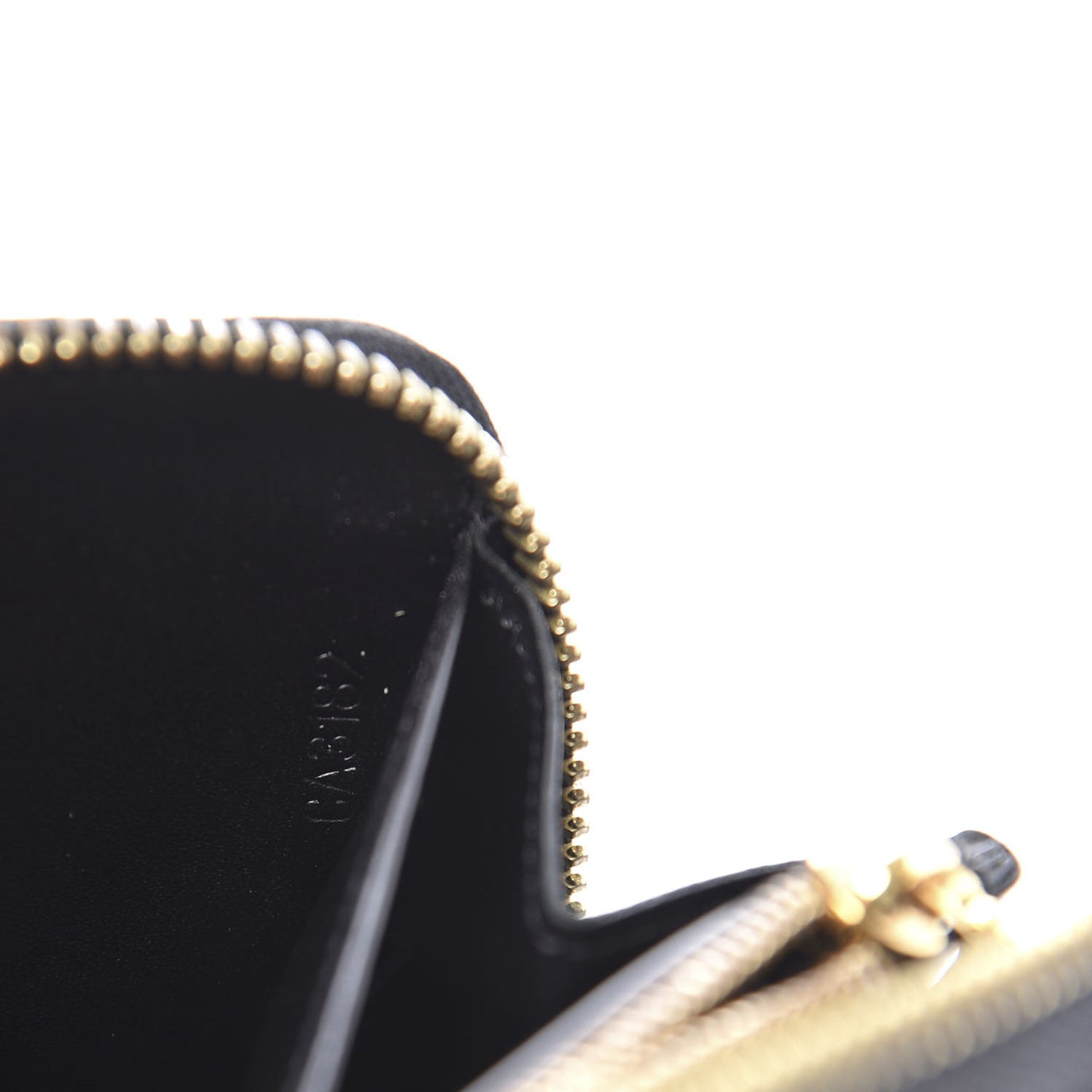 Vernis Kusama Infinity Dots Zippy Wallet Black