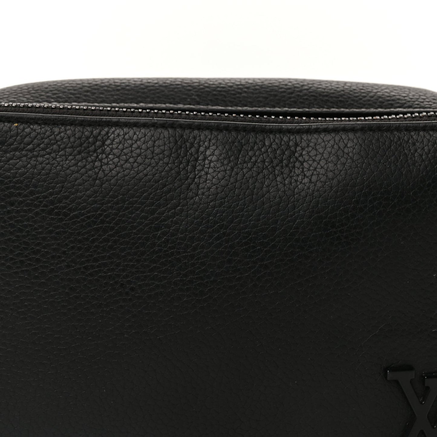 Calfskin Aerogram Alpha Wearable Wallet Black