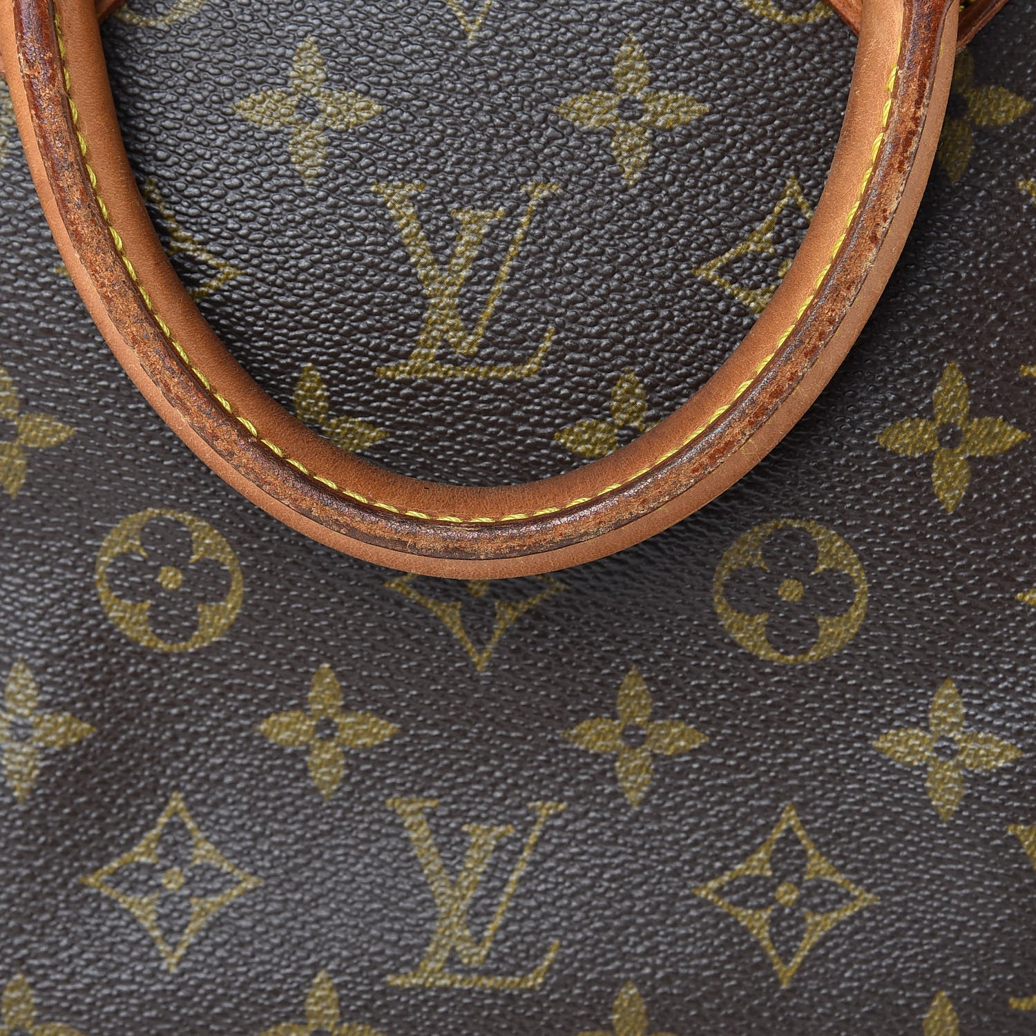 Louis Vuitton Monogram Alma PM 16 of 27