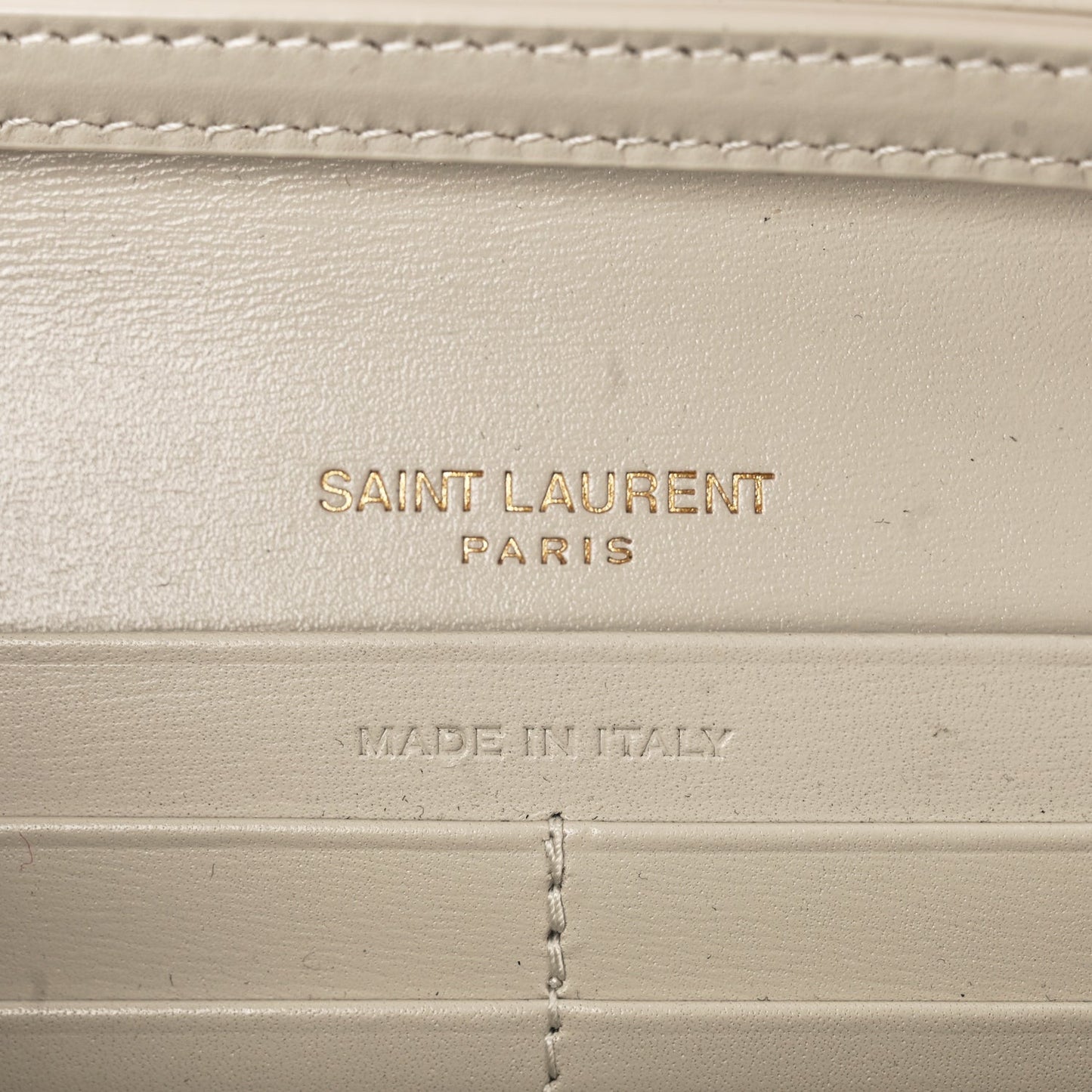 Smooth Calfskin Le Maillon Chain Wallet Crema Soft