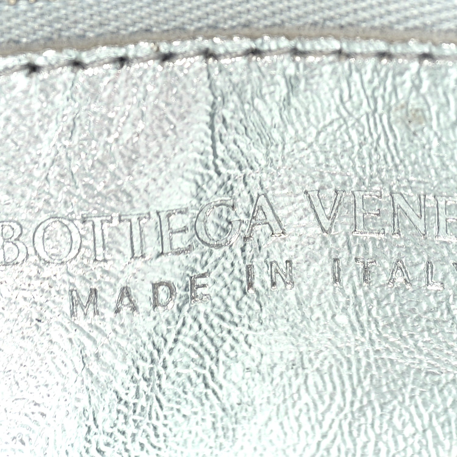Bottega Veneta Metallic Lambskin Maxi Intrecciato Cassette Crossbody Bag  Silver 5 of 8