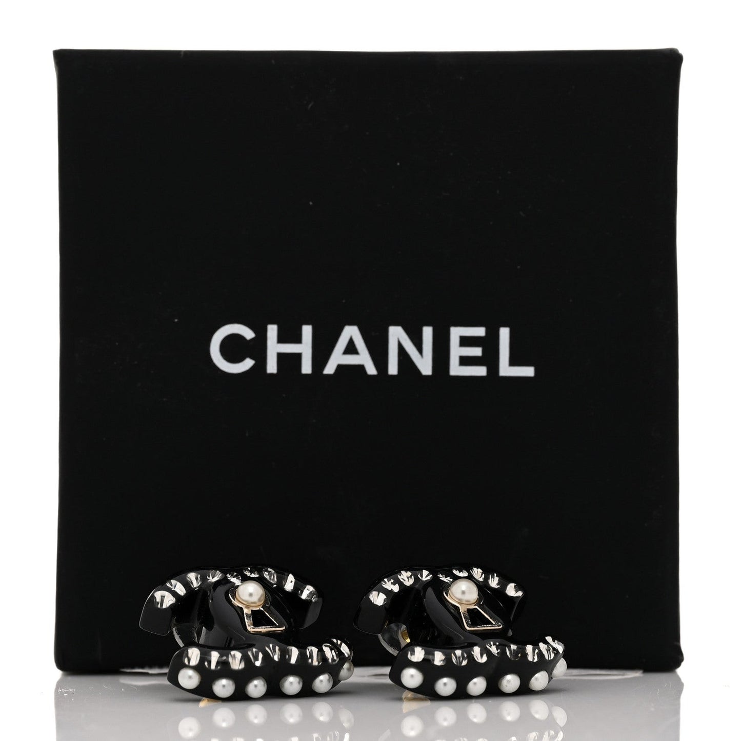 Resin Crystal Pearl CC Earrings Black
