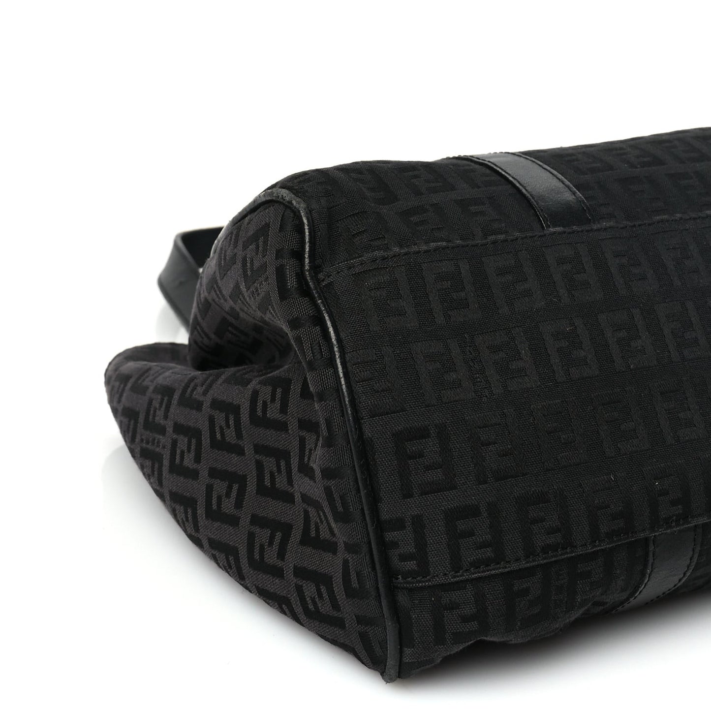 Zucchino Vitello Shoulder Bag Black