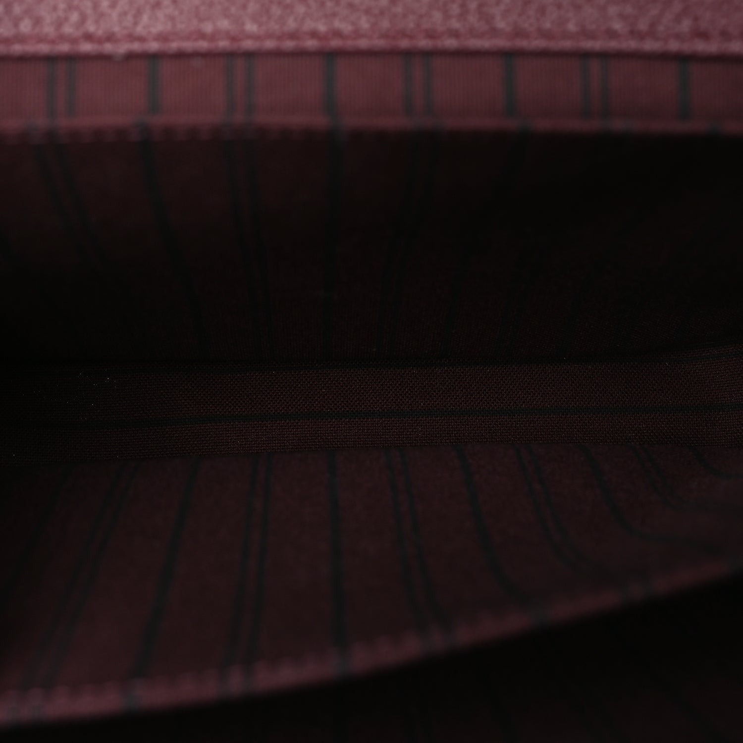 Louis Vuitton Empreinte Pochette Metis  Wine 4 of 8