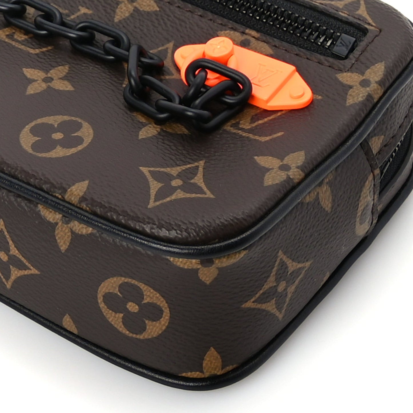 Monogram Solar Ray Pochette Volga